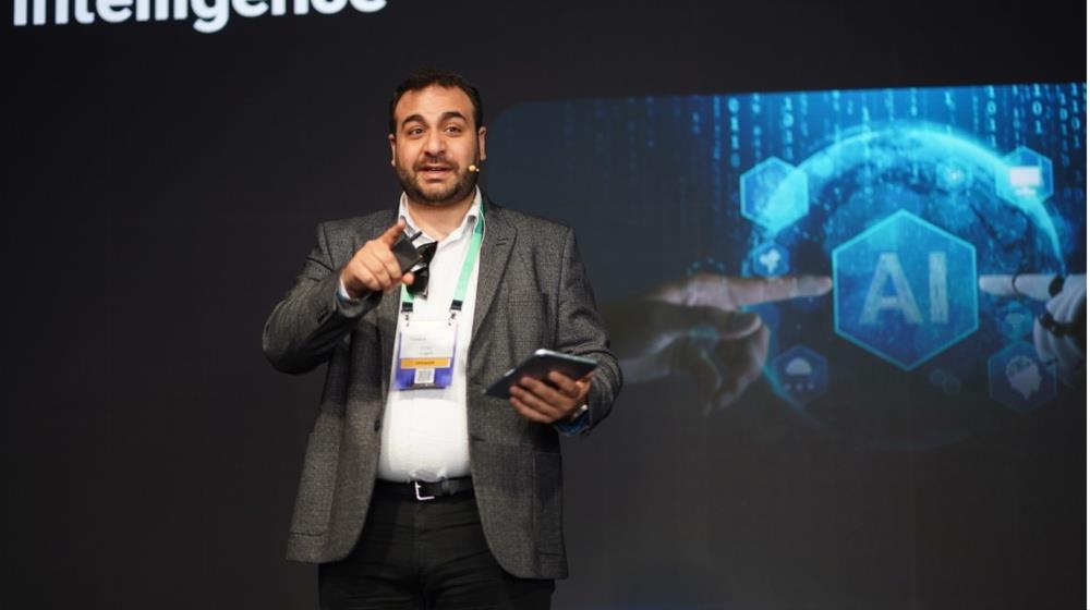 MixCollage-16-May-2025-10-54-AM-9353