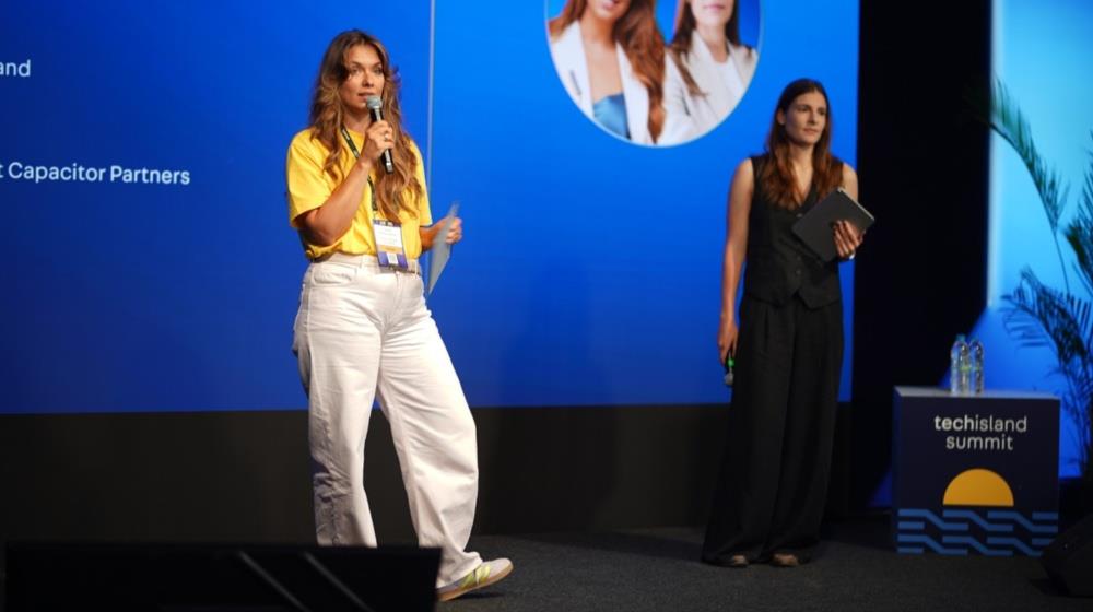 MixCollage-15-May-2025-09-13-PM-5182