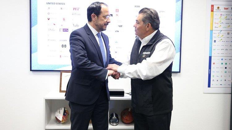 Christodoulides_PlugAndPlay.width-750