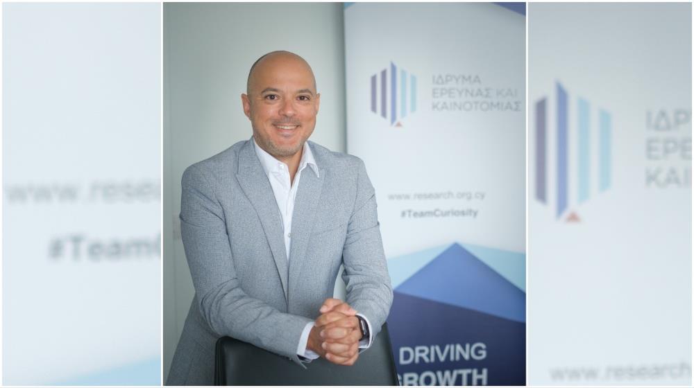 MixCollage-05-May-2025-10-34-AM-7030