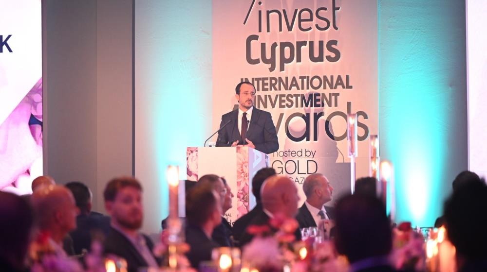 MixCollage-09-Jul-2025-08-59-PM-3669