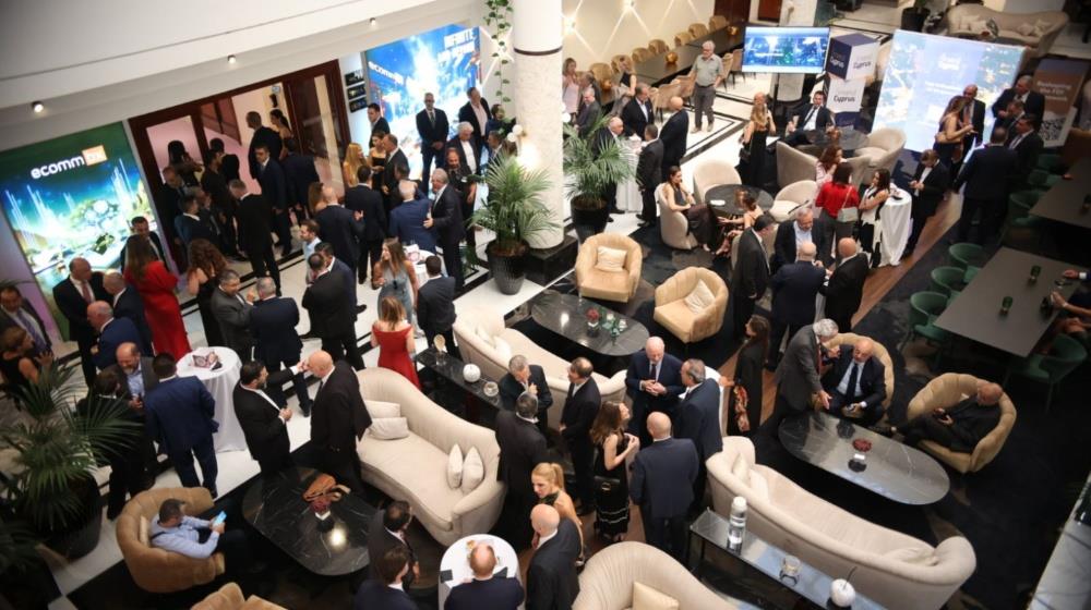 MixCollage-09-Jul-2025-07-38-PM-7810