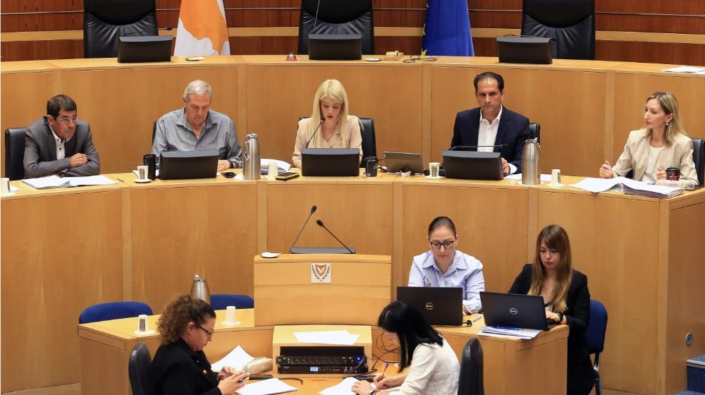 5236986462079905 fire meeting at Parliament