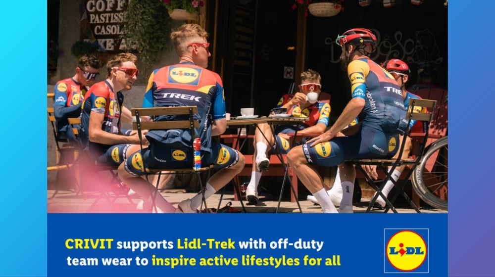 5238831736640835 MixCollage-08-Aug-2025-11-06-AM-7498