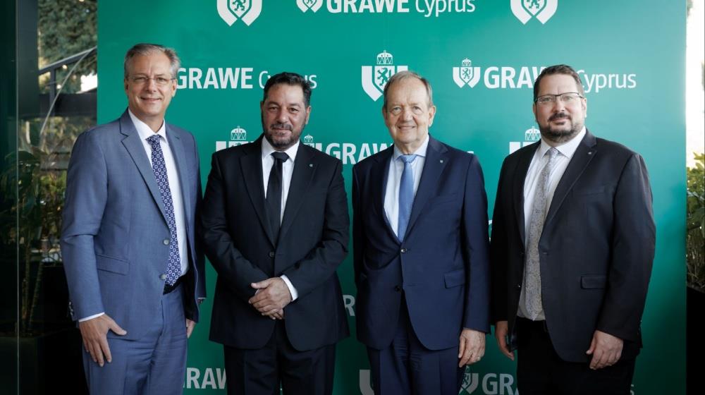 5286501959593742 MixCollage-02-Oct-2025-03-16-PM-5663