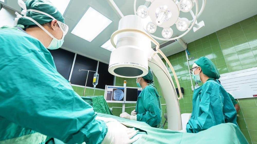 5303524680064596 hospital health surgery 
