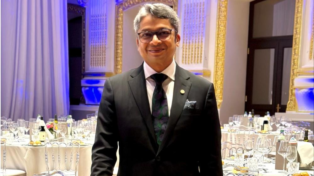 5309818333337572 Dhiren Pereira