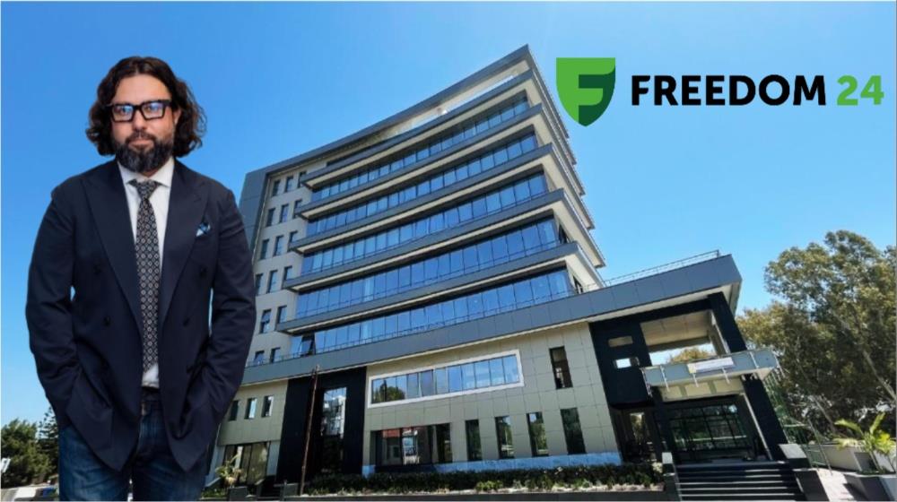 5311466413036036 MixCollage-31-Oct-2025-12-43-PM-9721