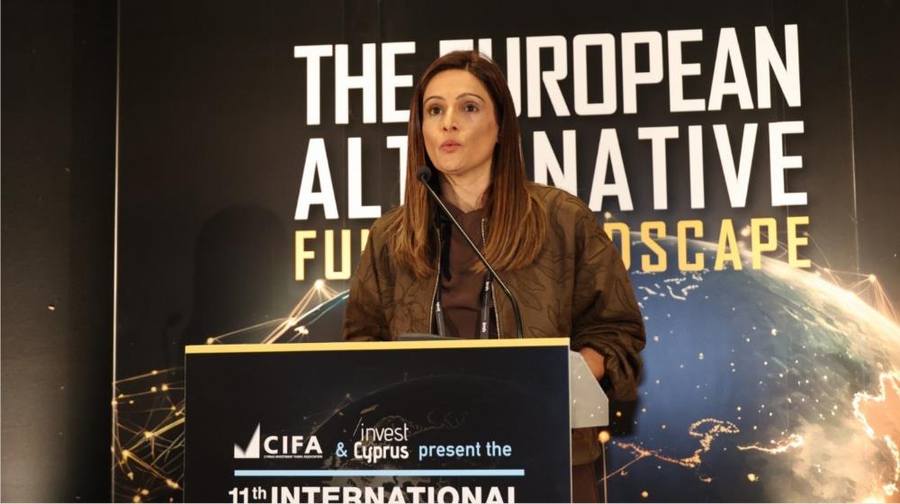 5313979203225465 MixCollage-03-Nov-2025-10-31-AM-2093