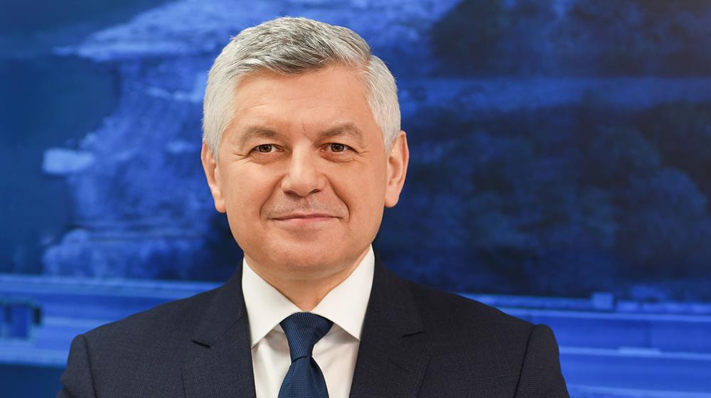 marcel cobuz - titan