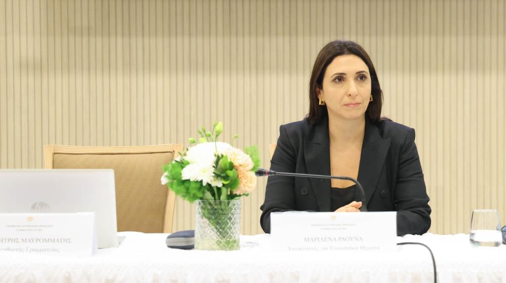 5345916269121526 MixCollage-10-Dec-2025-09-40-AM-3439