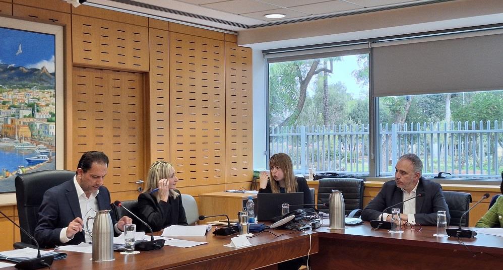 5402027984244532 Prountzos House Committee