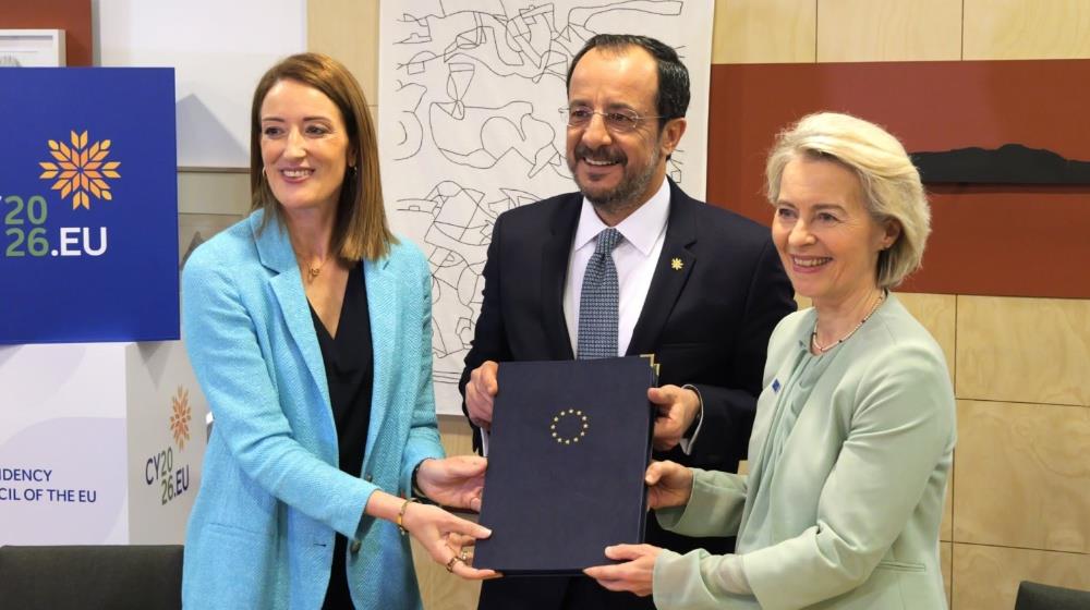 5462609831889425 MixCollage-24-Apr-2026-11-09-AM-1537