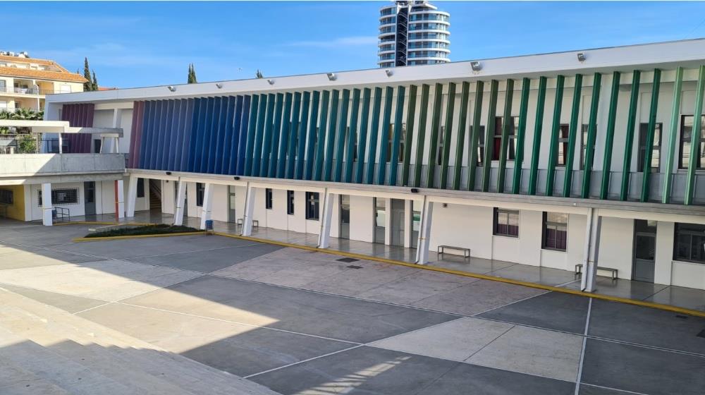 5516998213066694 Laniteio Gymnasium of Limassol
