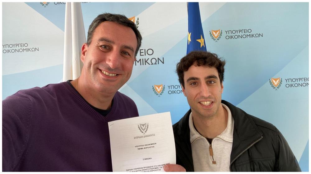 Collage Maker-12-Apr-2023-09-04-AM-2116