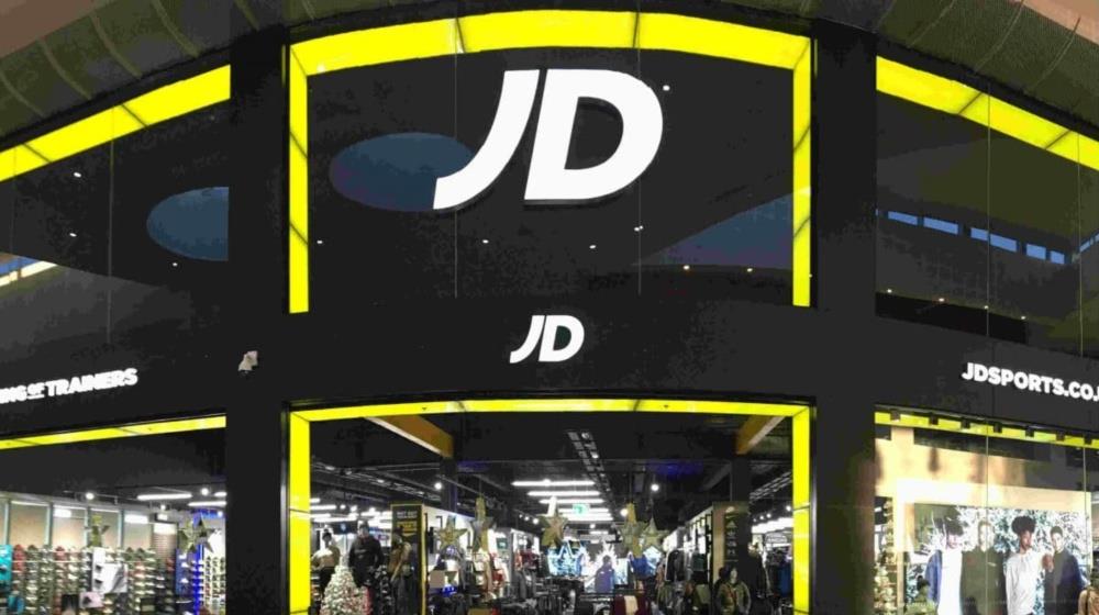 Collage Maker-02-Oct-2023-09-28-AM-8168