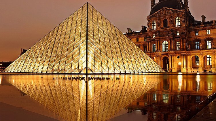 Louvre_Paris
