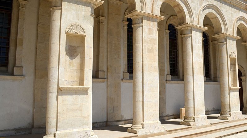 Church arches