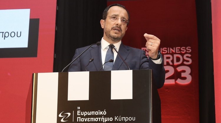NIKOS_KhRISTODOULIDES_BRABEIA.width-750