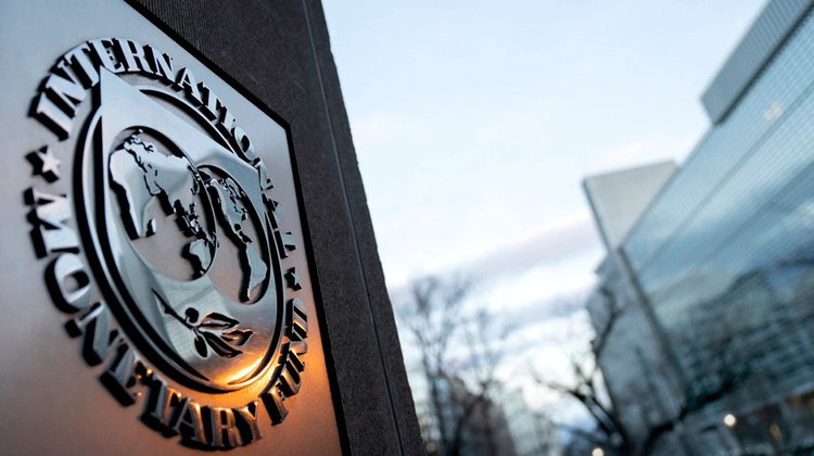 Ukraine clinches $15.6bn IMF loan
