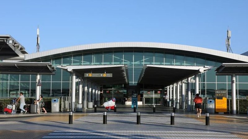 aerodromio_larnakas