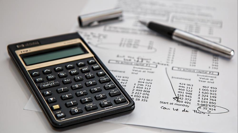 5271799719513240 calculator
