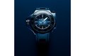 OMEGA_227.32.55.21.03.001_SEA_PLO_close-up-single-visual
