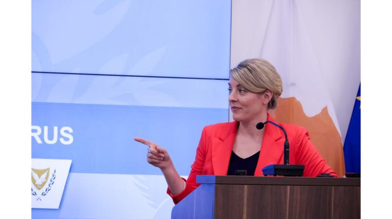 Constantinos Kombos and Mélanie Joly (1)