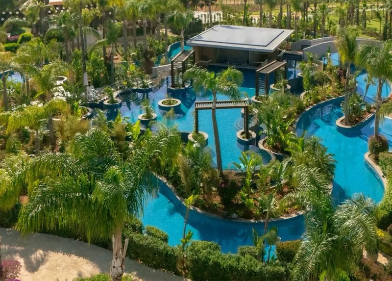 olympiclagoonresort_lazyriver