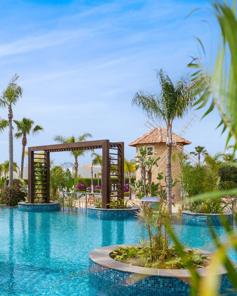 olympiclagoonresort_serenitypool3